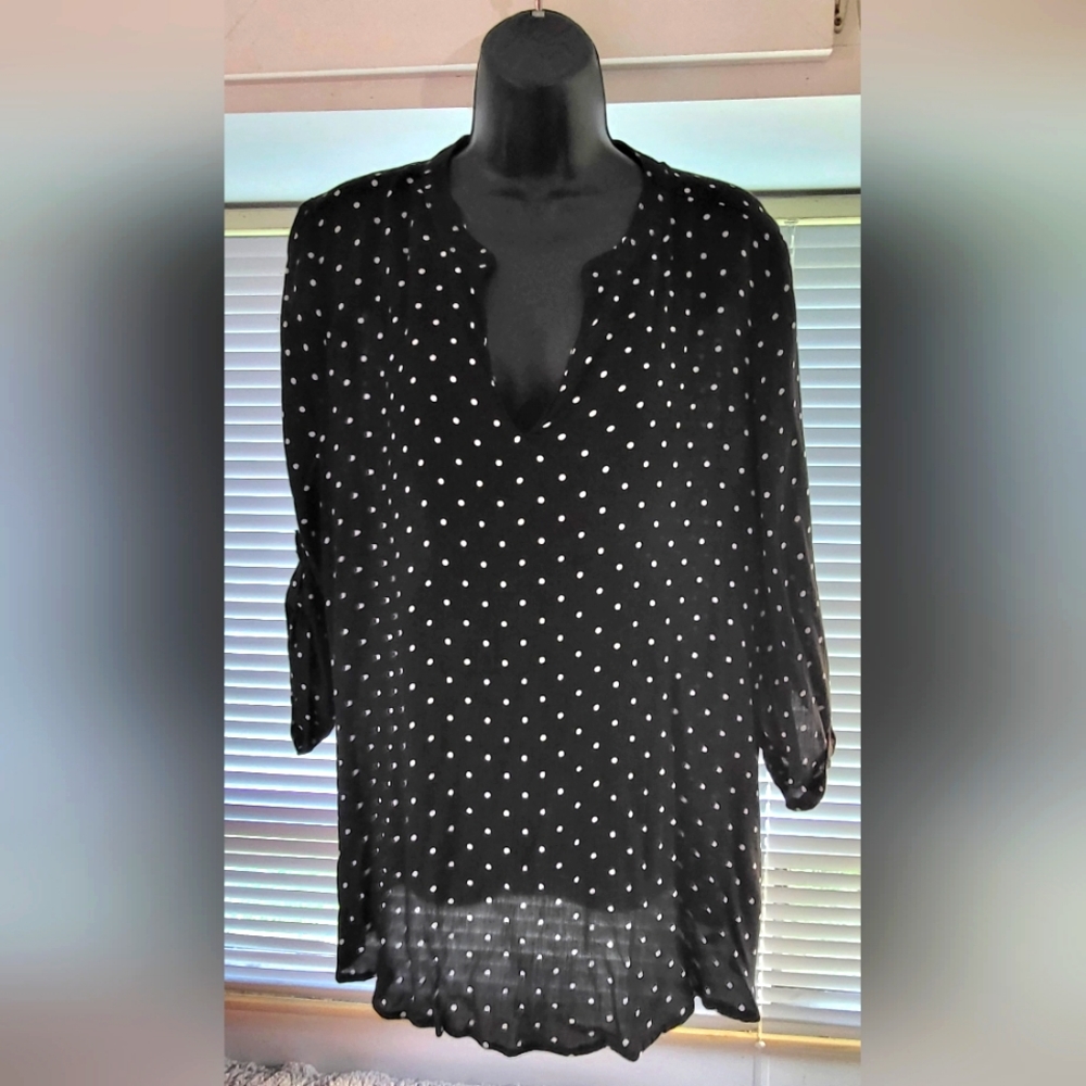 Basic Edition black/white polka dot blouse size Large NW tags *BOGO SALE*